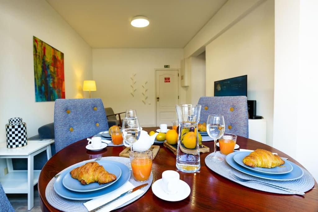 Enjoy The Center At Fully Equipped 2 Bedroom 5 Min Walk To & Market Funchal (Madeira)